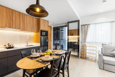 Apartment mit zwei Schlafzimmern und Balkon — Laguna Lakeside BangTao by My Home Phuket